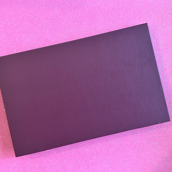 NWOB Ace Beaute Mystic Romance 15 Shade Eyeshadow Palette - Picture 3 of 5